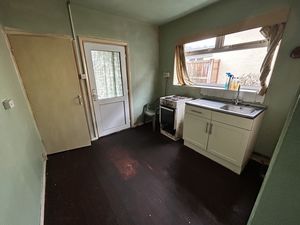 Photo 5- click for photo gallery